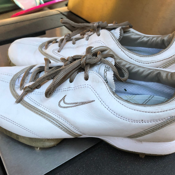 nike zoom leather